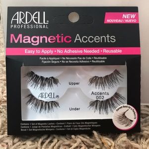 Magnetic Eyelashes!